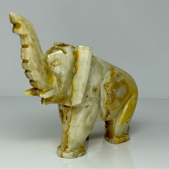Very heavy marble Elephant - Picture 3 of 4